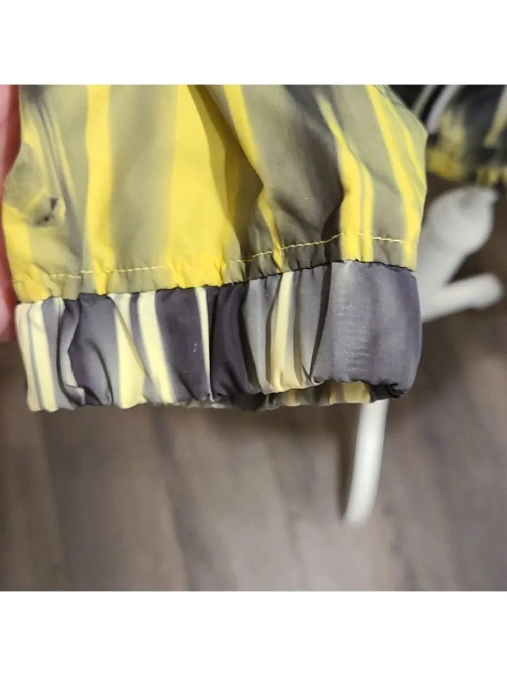 Bench lightweight windbreaker jacket like new